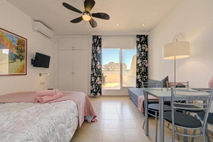 El Estudio De La Playa Benalbeach 324 Gran Terraza Vistas Al Mar Бенальмадена Экстерьер фото